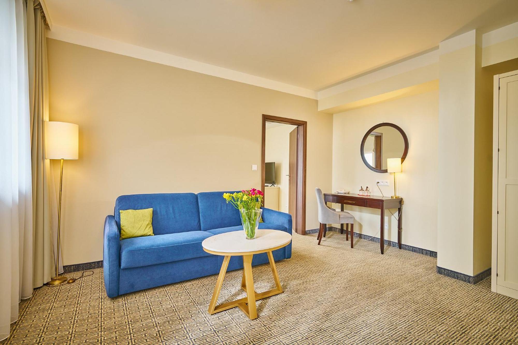 Wellness Hotel Queens มาเรียอานซเกลาซนี ภายนอก รูปภาพ