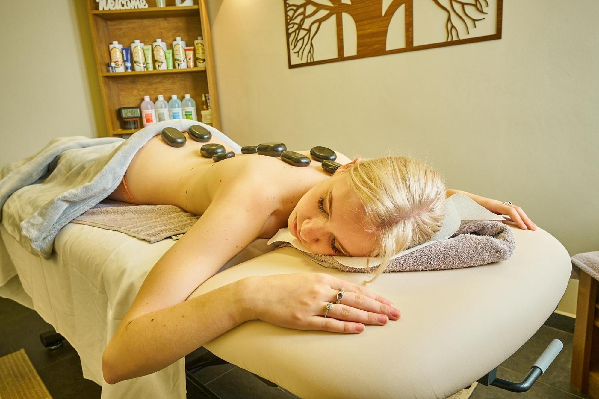 Wellness Hotel Queens มาเรียอานซเกลาซนี ภายนอก รูปภาพ