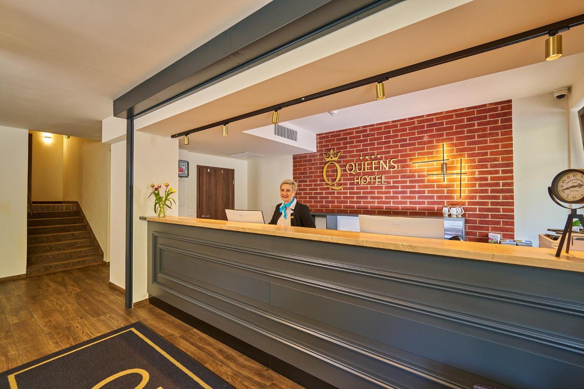Wellness Hotel Queens มาเรียอานซเกลาซนี ภายนอก รูปภาพ
