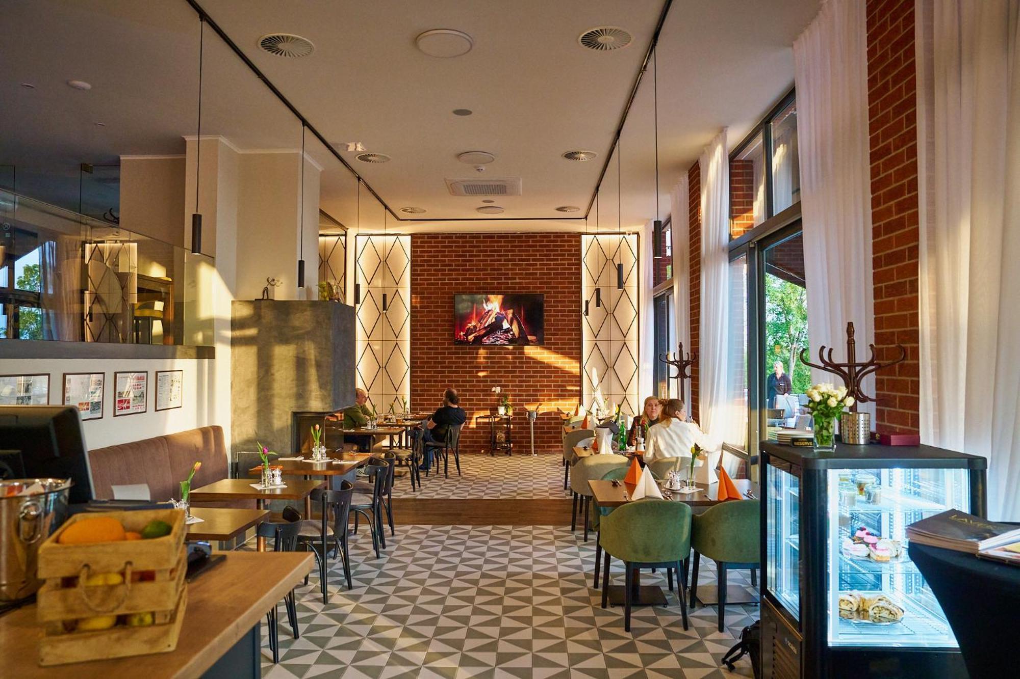 Wellness Hotel Queens มาเรียอานซเกลาซนี ภายนอก รูปภาพ